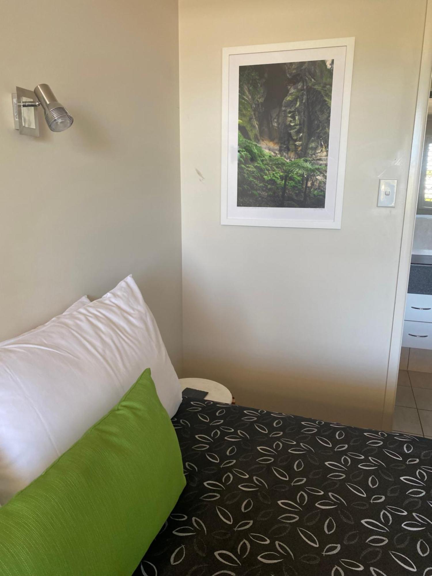 Citywalk Motor Inn Рокхемптън Екстериор снимка