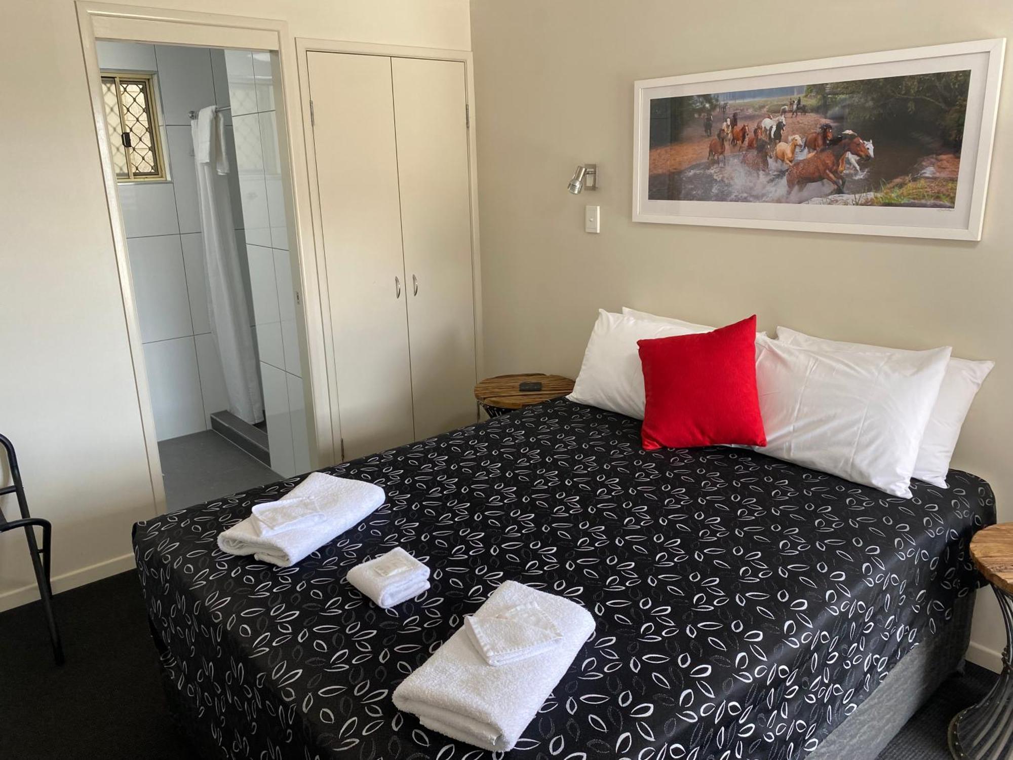 Citywalk Motor Inn Рокхемптън Екстериор снимка